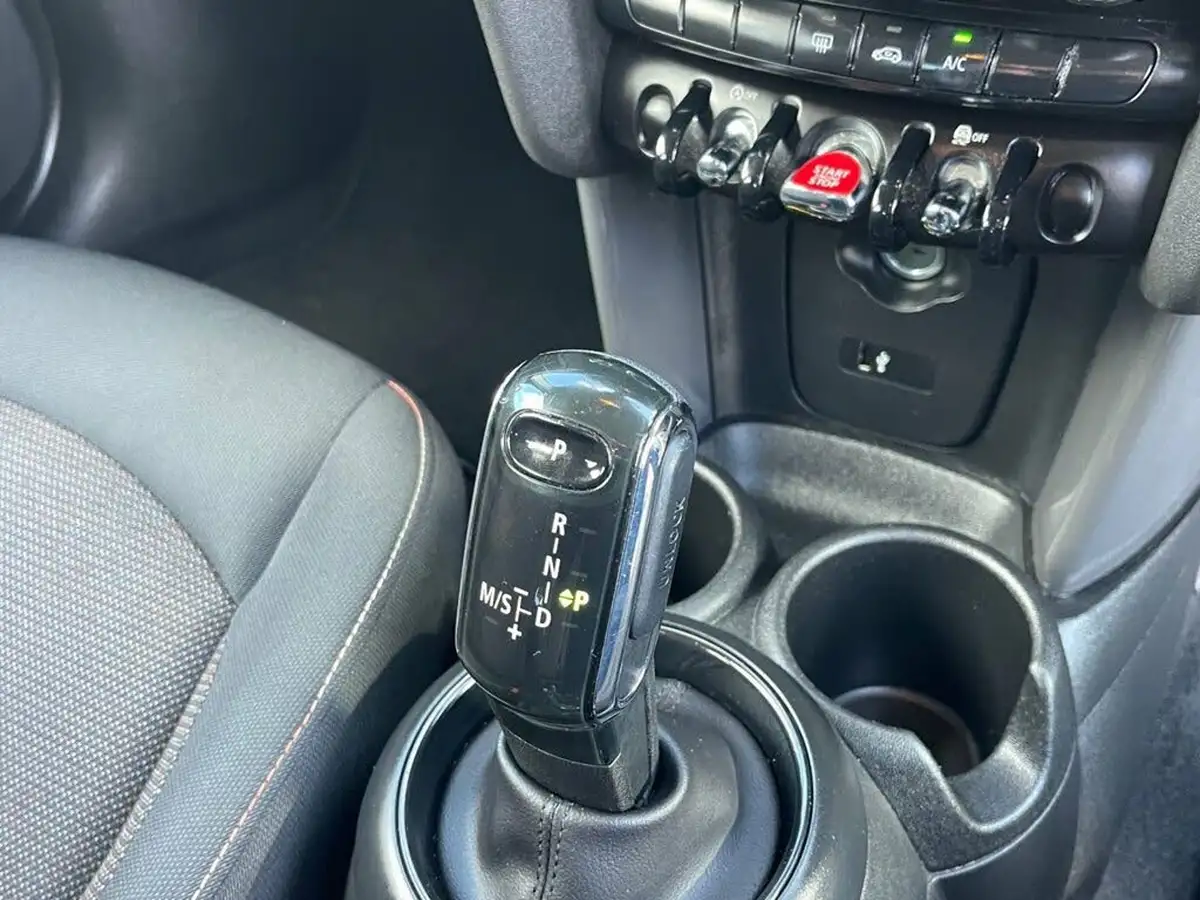 2018-mini-cooper-15-cooper-series-ii-ss-hatchback-5d-auto-big-25