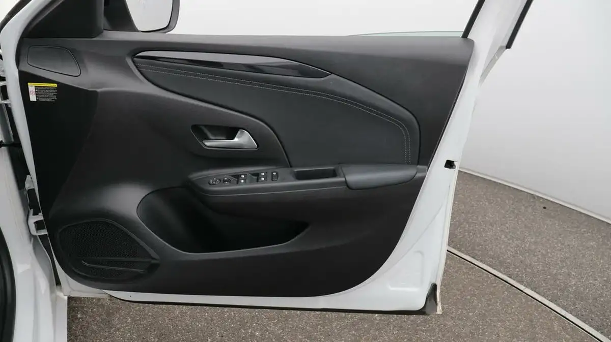 2021-vauxhall-corsa-12-turbo-elite-nav-premium-big-15