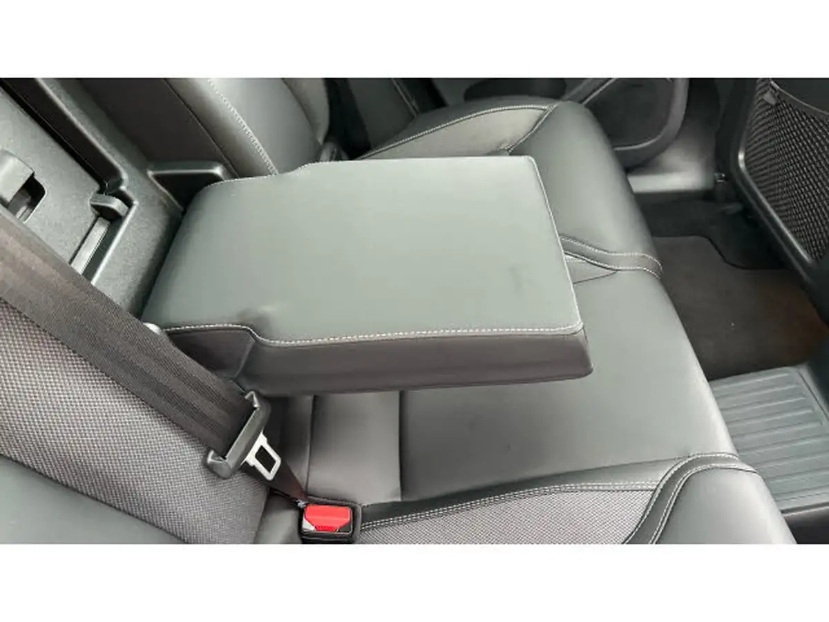 2024-volvo-xc60-20-t6-plus-black-edition-big-39