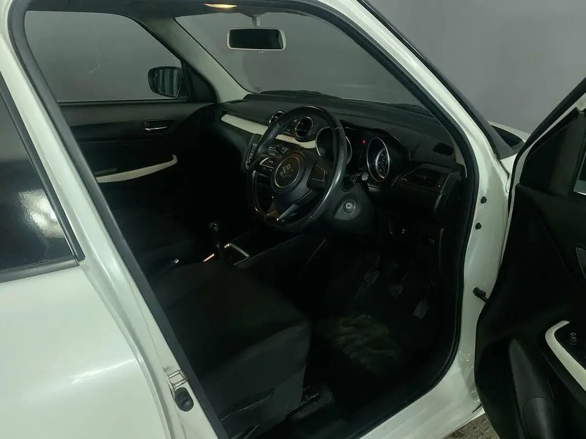 2017-suzuki-swift-12-dualjet-sz3-big-14