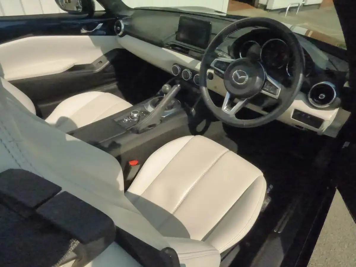 2021-mazda-mx-5-15-sport-venture-big-12