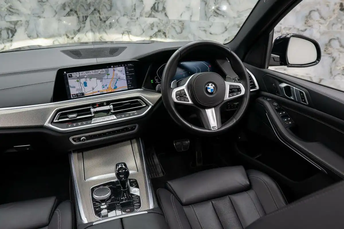2020-bmw-x5-30-xdrive-45e-m-sport-big-10