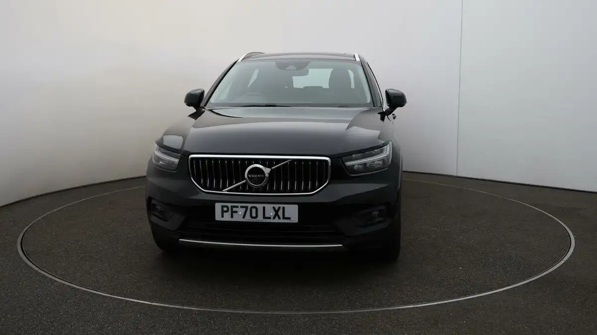 2021-volvo-xc40-20-b4-inscription-197bhp-geartronic-big-33