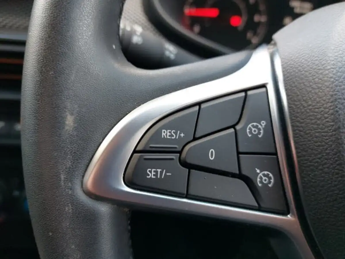 2022-dacia-sandero-stepway-10-tce-comfort-90bhp-auto-big-15