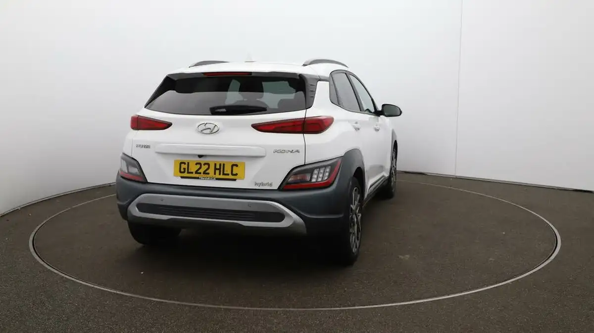 2022-hyundai-kona-16-gdi-premium-big-47