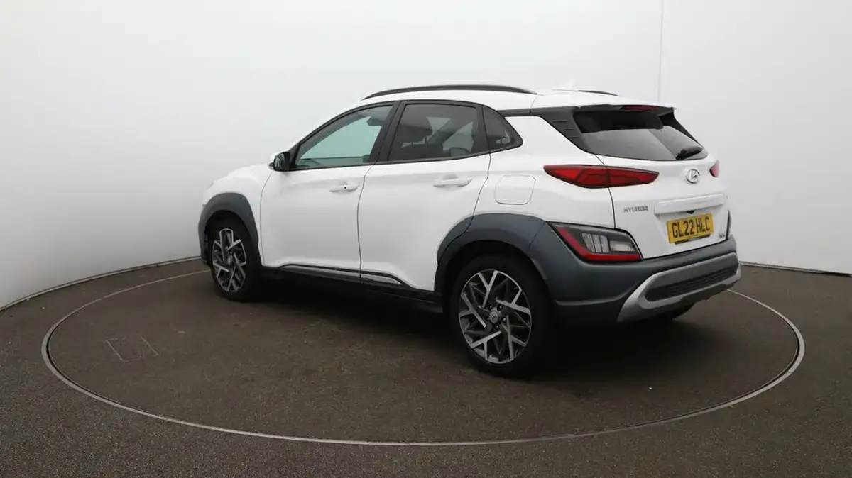 2022-hyundai-kona-16-gdi-premium-big-5