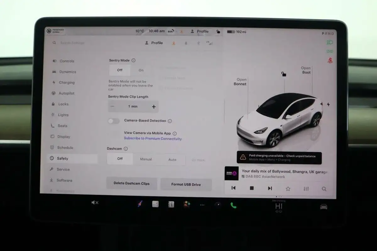 2022-tesla-model-y-e-long-range-big-34
