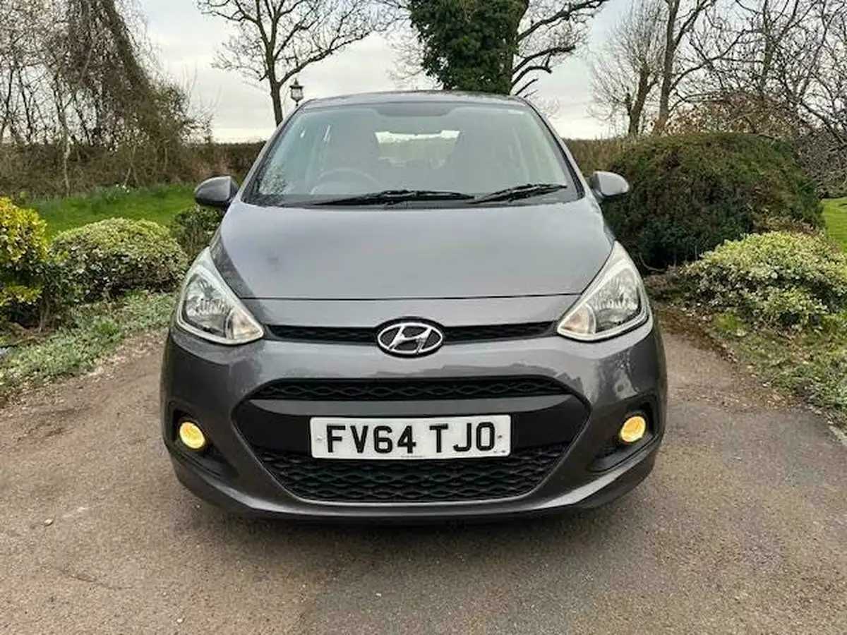 2015-hyundai-i10-12-se-auto-big-2
