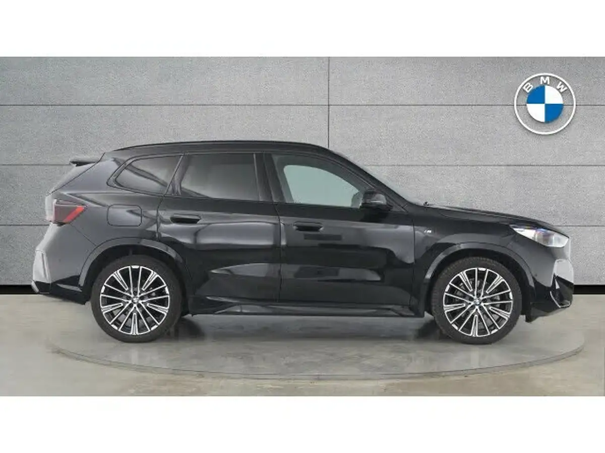 2022-bmw-x1-20td-xdrive23d-m-sport-premier-big-2