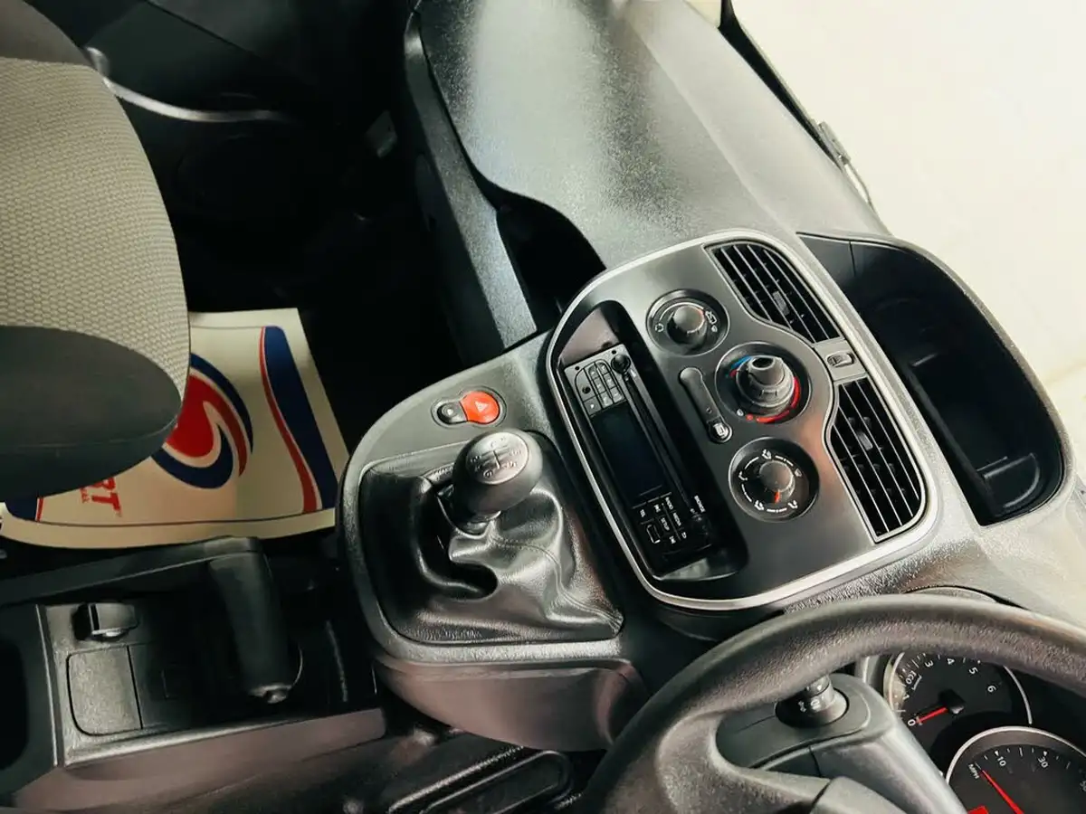 2020-renault-kangoo-maxi-15dci-ll21-energy-dci-95-maxi-business-eu6dt-panel-big-10