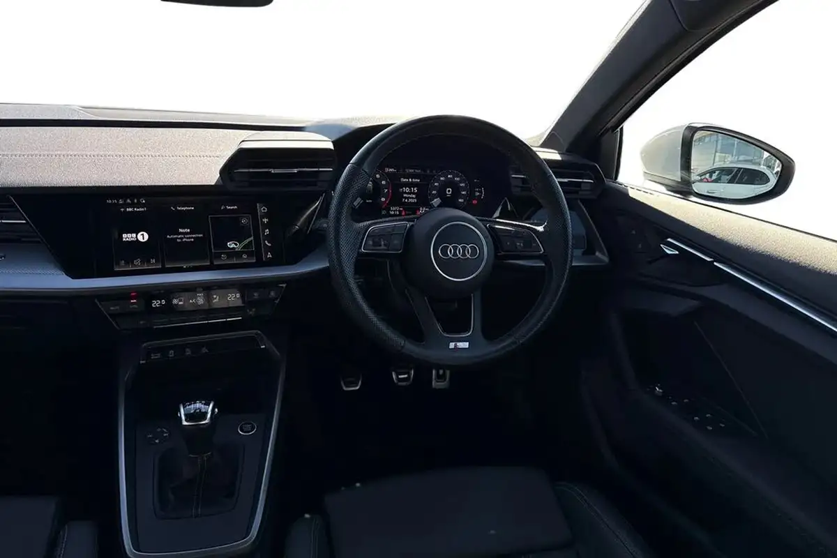 2023-audi-a3-10-30-tfsi-s-line-sportback-5d-big-16
