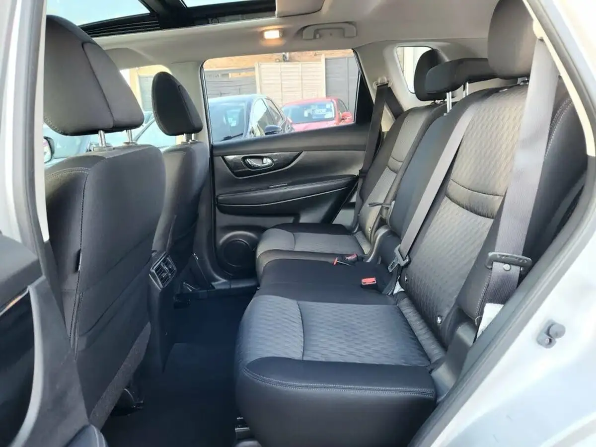 2017-nissan-x-trail-16dci-n-connecta-4wd-big-16