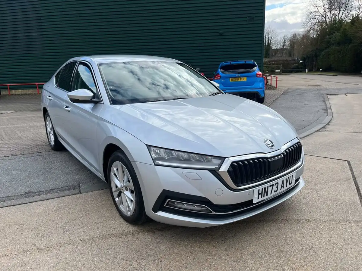 2023-skoda-octavia-20tdi-se-l-150ps-hatchback-dsg-big-0