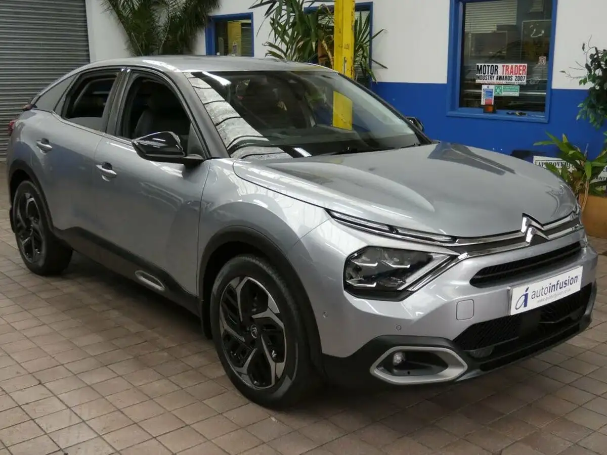 2021-citroen-c4-15bluehdi-shine-130ps-eat8-big-5