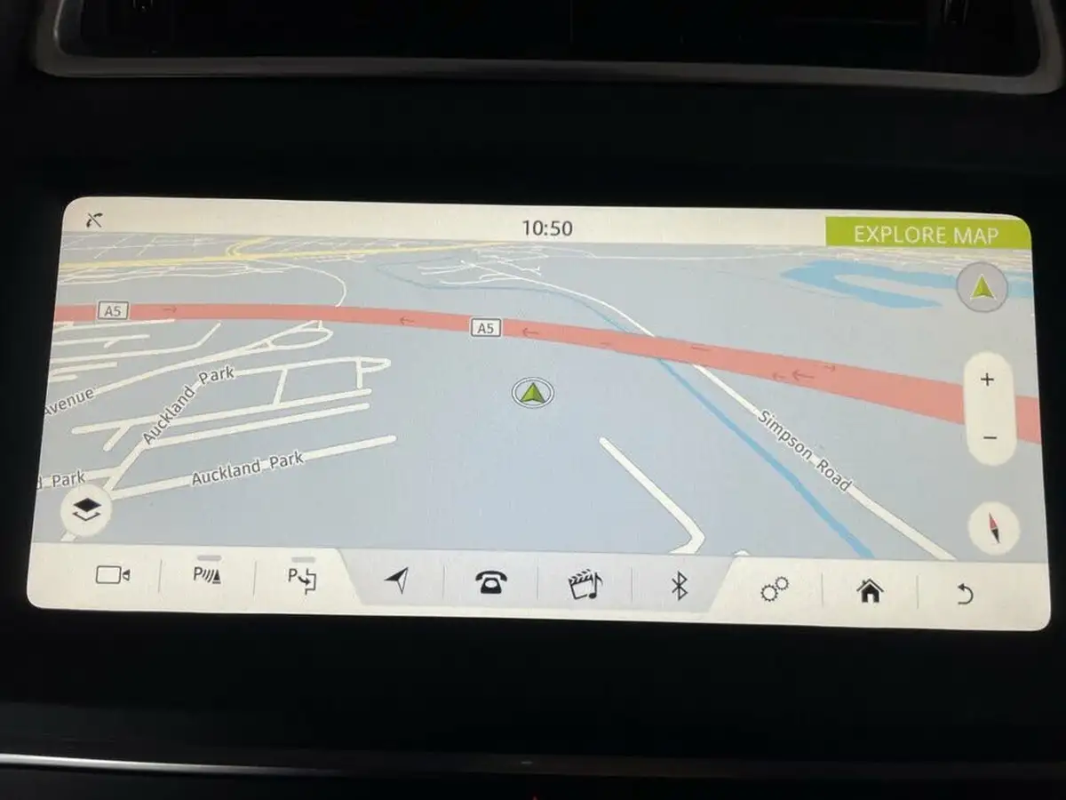 2018-jaguar-e-pace-20-i4-s-big-21