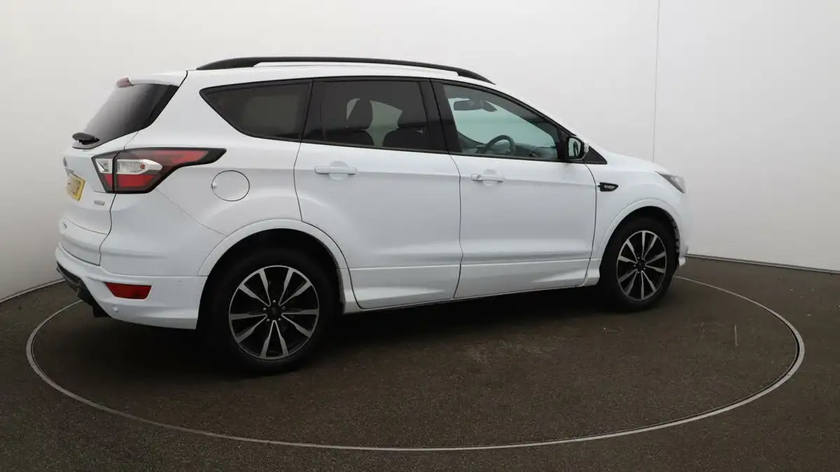 2018-ford-kuga-15t-st-line-150ps-big-46