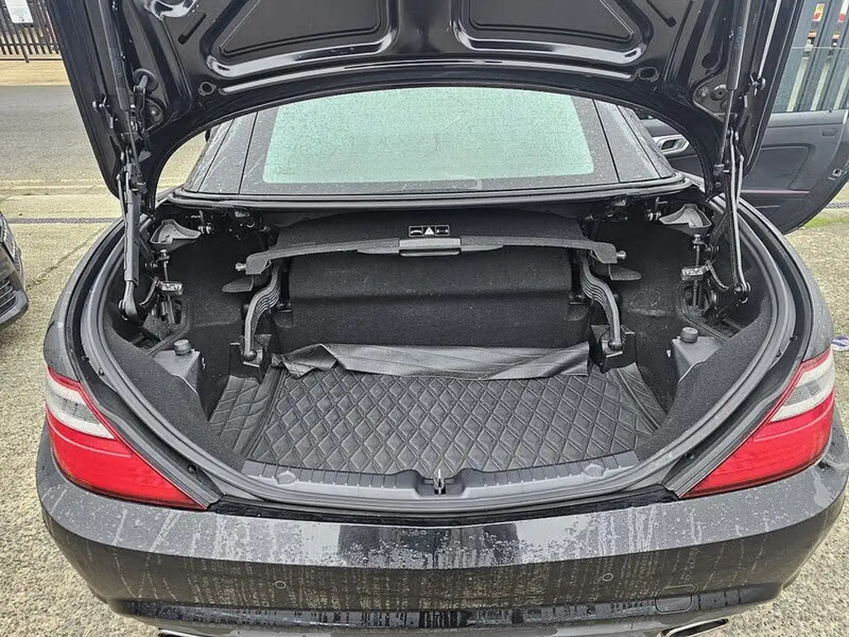 2015-mercedes-benz-slk-21td-slk250d-amg-sport-big-23