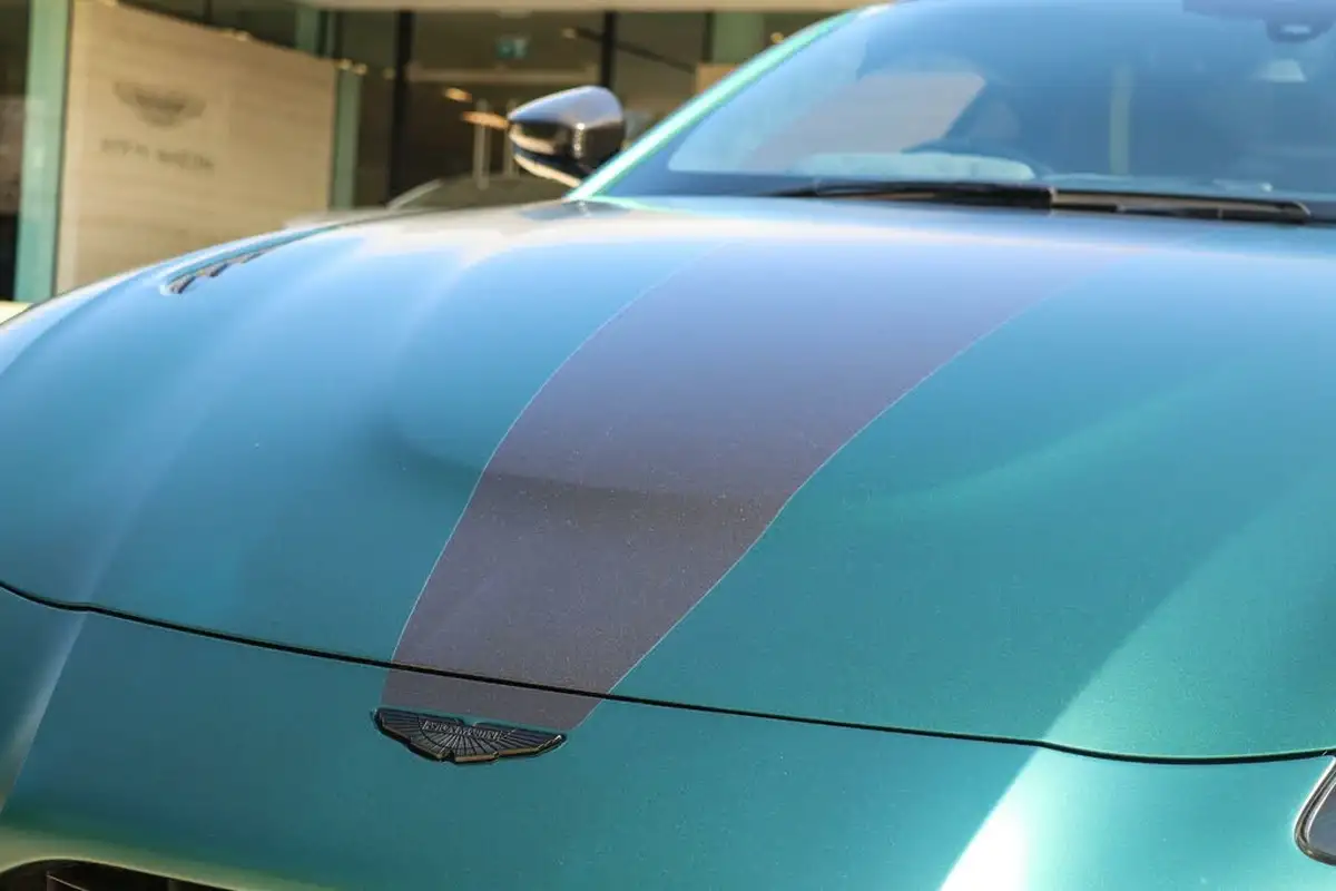 2022-aston-martin-vantage-big-9