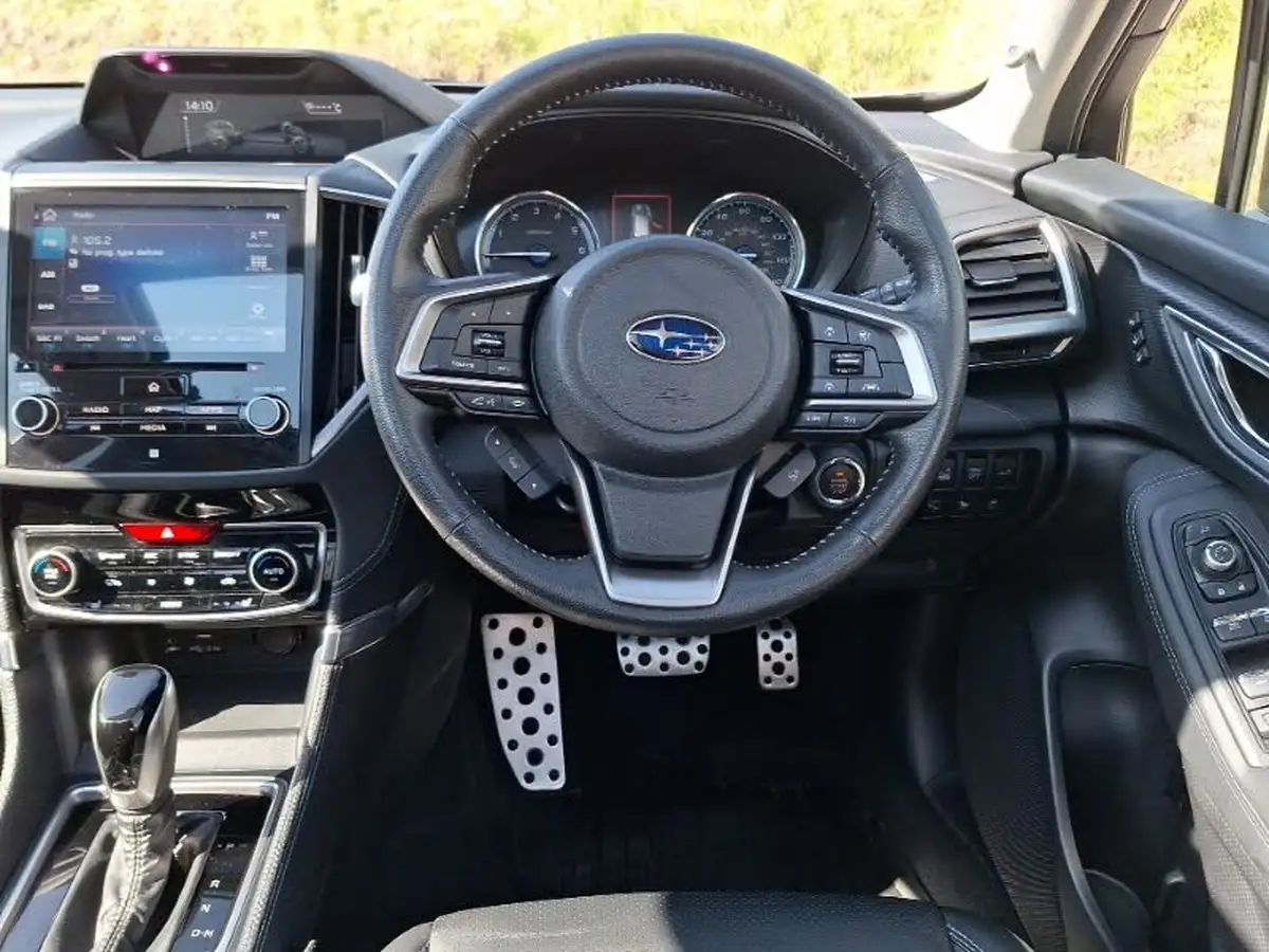 2019-subaru-forester-20-e-boxer-xe-premium-big-6