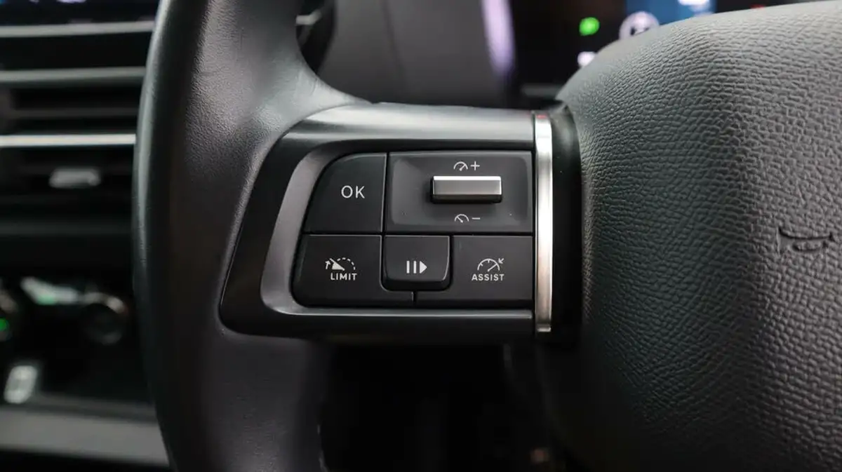 2021-citroen-c4-12-puretech-shine-130ps-big-24