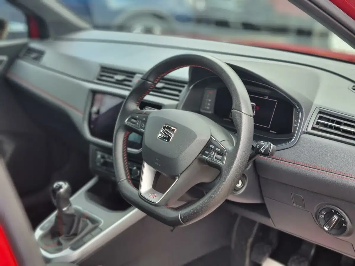 2020-seat-arona-10-tsi-fr-sport-115ps-big-13