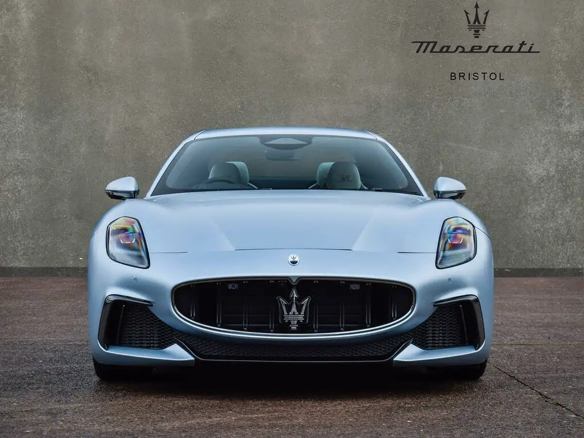 2025-maserati-granturismo-30-trofeo-big-3