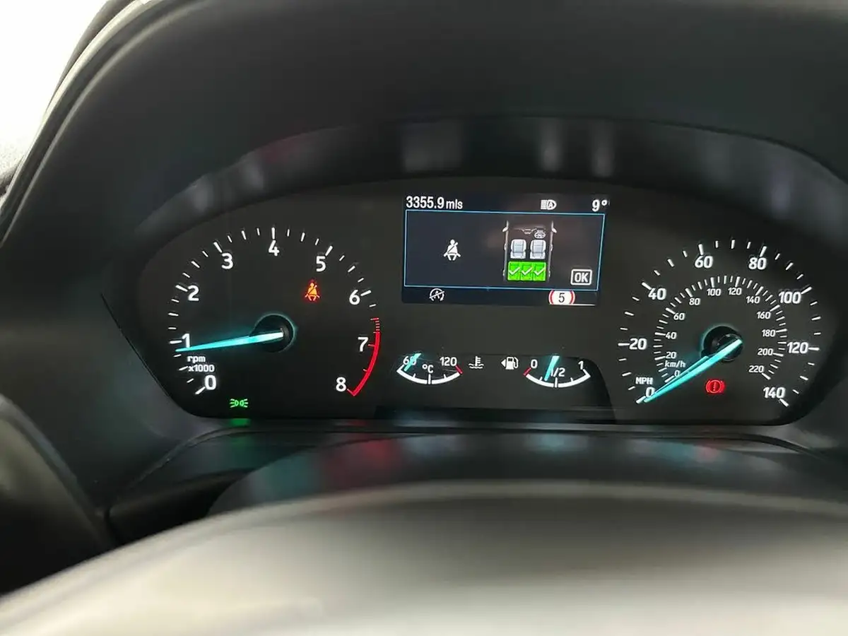 2022-ford-fiesta-10t-st-line-125ps-hybrid-mhev-5d-big-18
