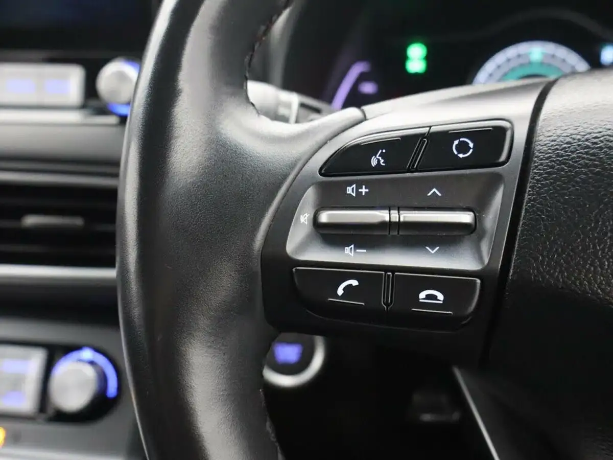 2020-hyundai-kona-e-premium-se-64kwh-105kw-obc-big-17