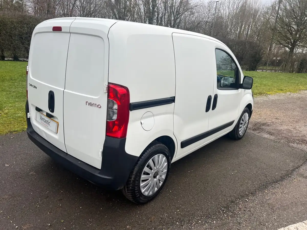 2017-citroen-nemo-13td-lx-panel-big-6