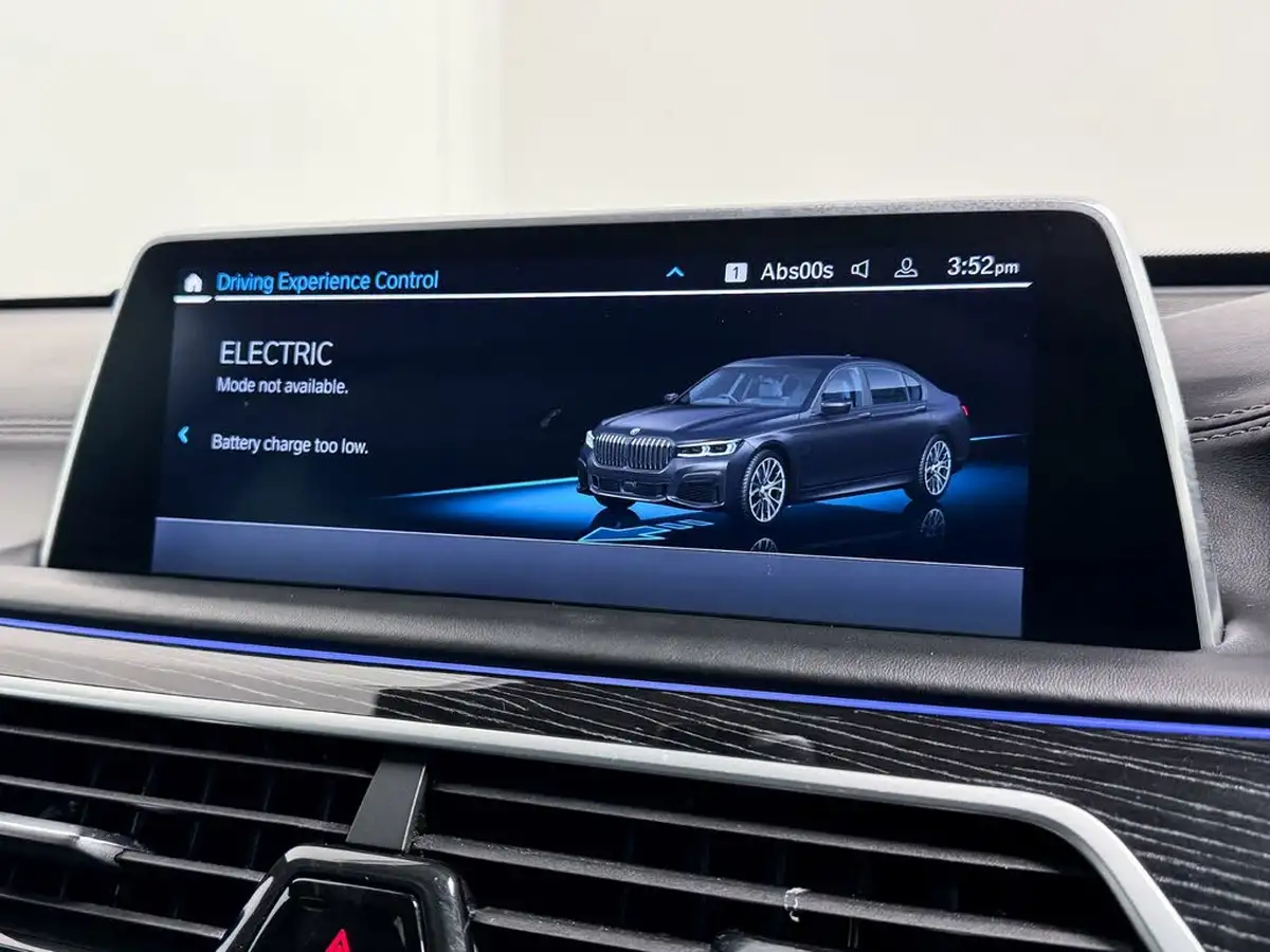 2021-bmw-7-series-30-745e-m-sport-big-43