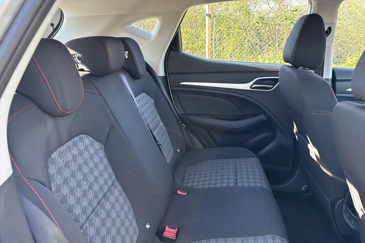 2023-mg-zs-suv-10t-gdi-excite-big-10