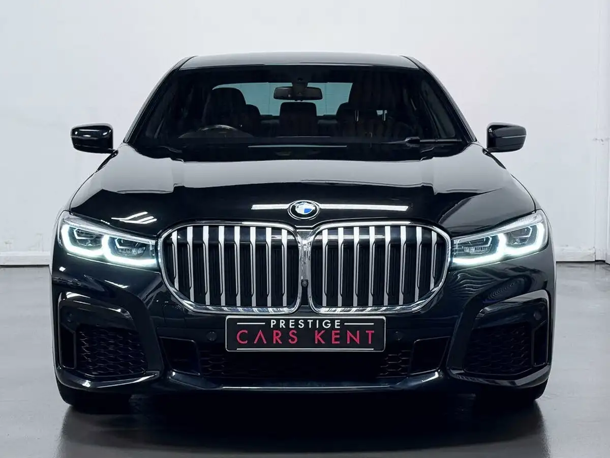 2021-bmw-7-series-30-745e-m-sport-big-4