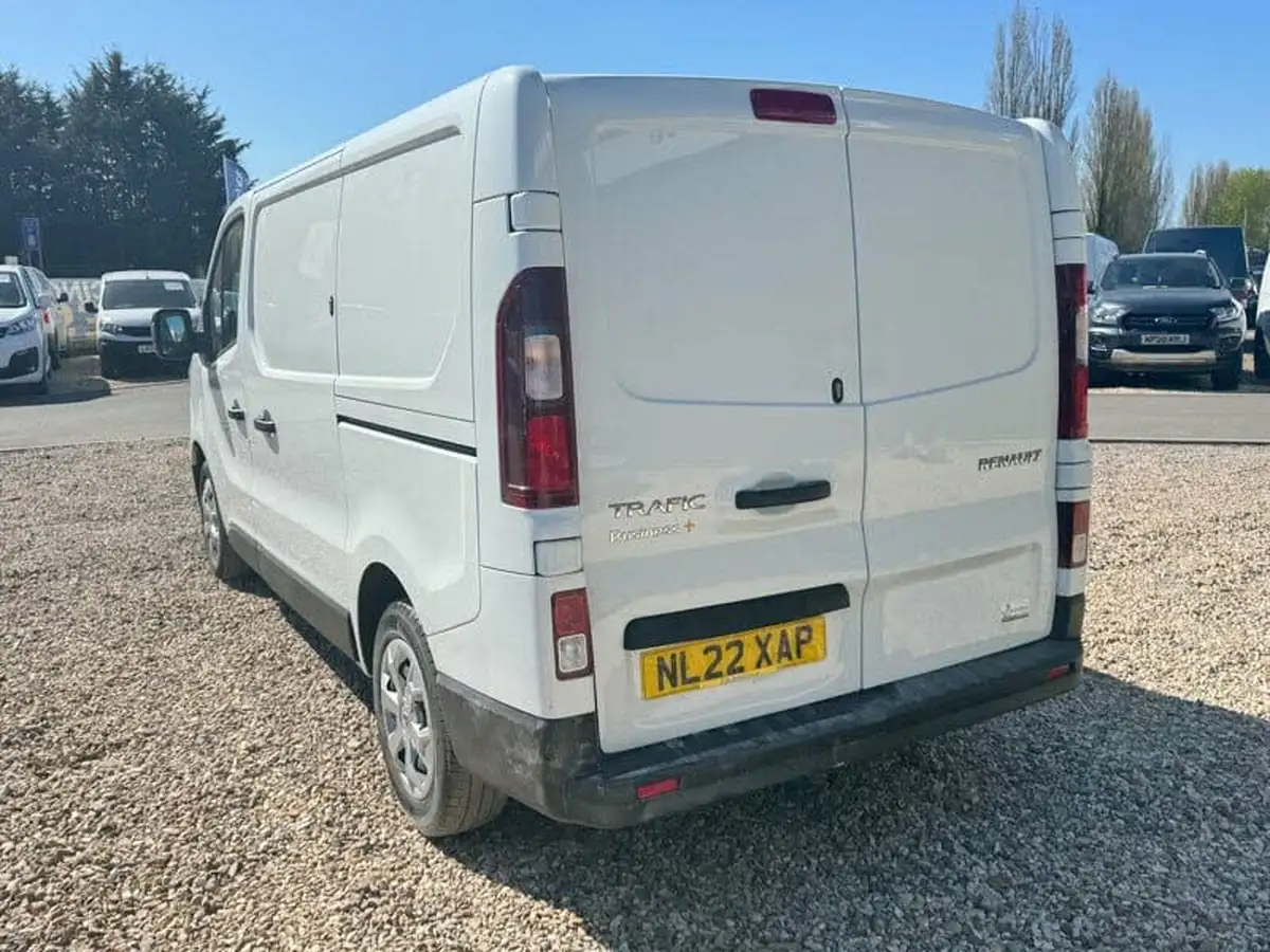 2022-renault-trafic-20dci-sl28-130-business-big-7