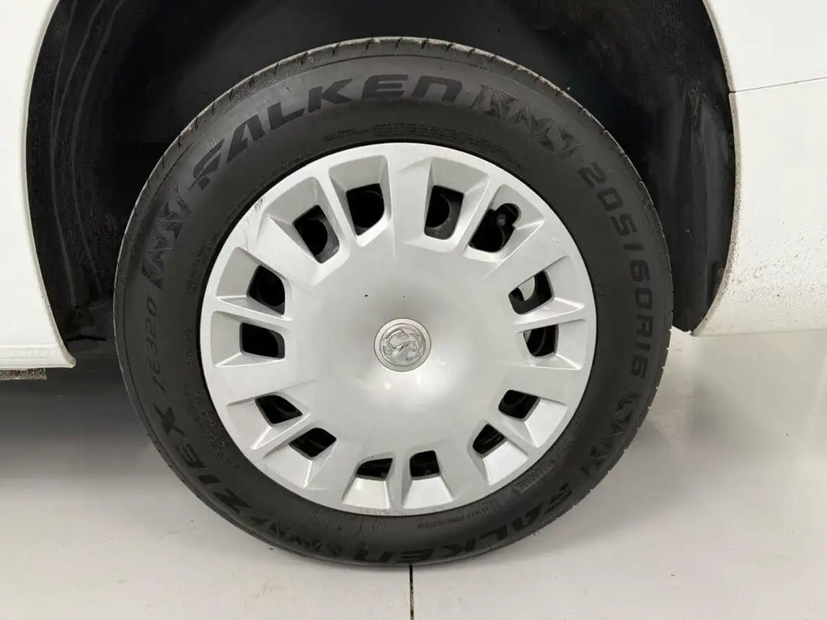 2021-vauxhall-combo-15cdti-sportive-2300-100pseu6dt-l2h1-panel-big-25