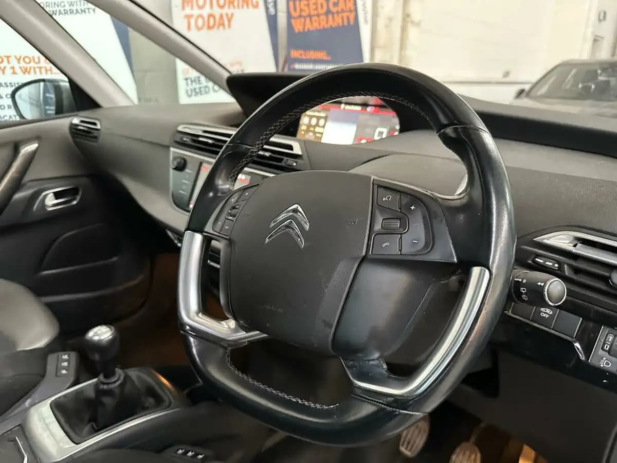 2018-citroen-grand-c4-picasso-12-puretech-flair-big-18