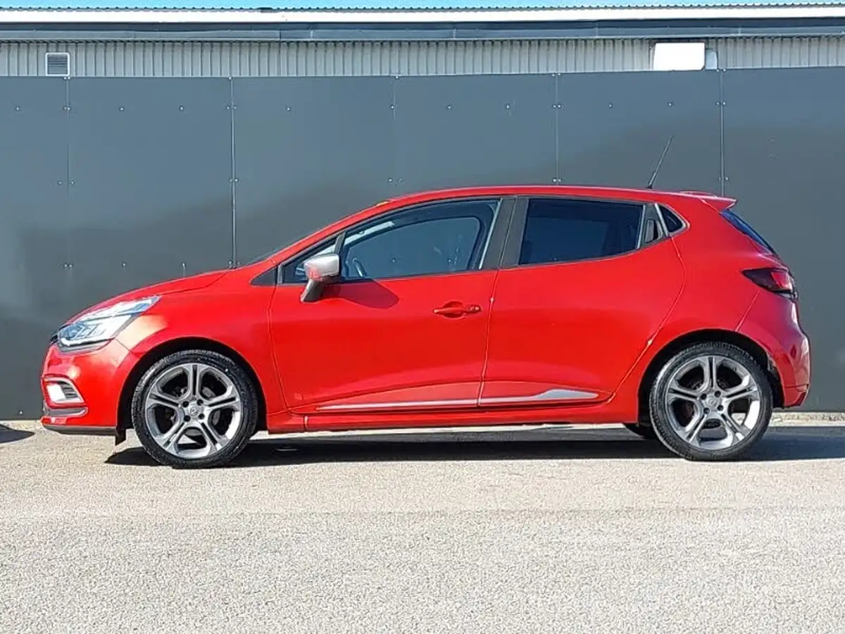 2018-renault-clio-09-tce-gt-line-big-3