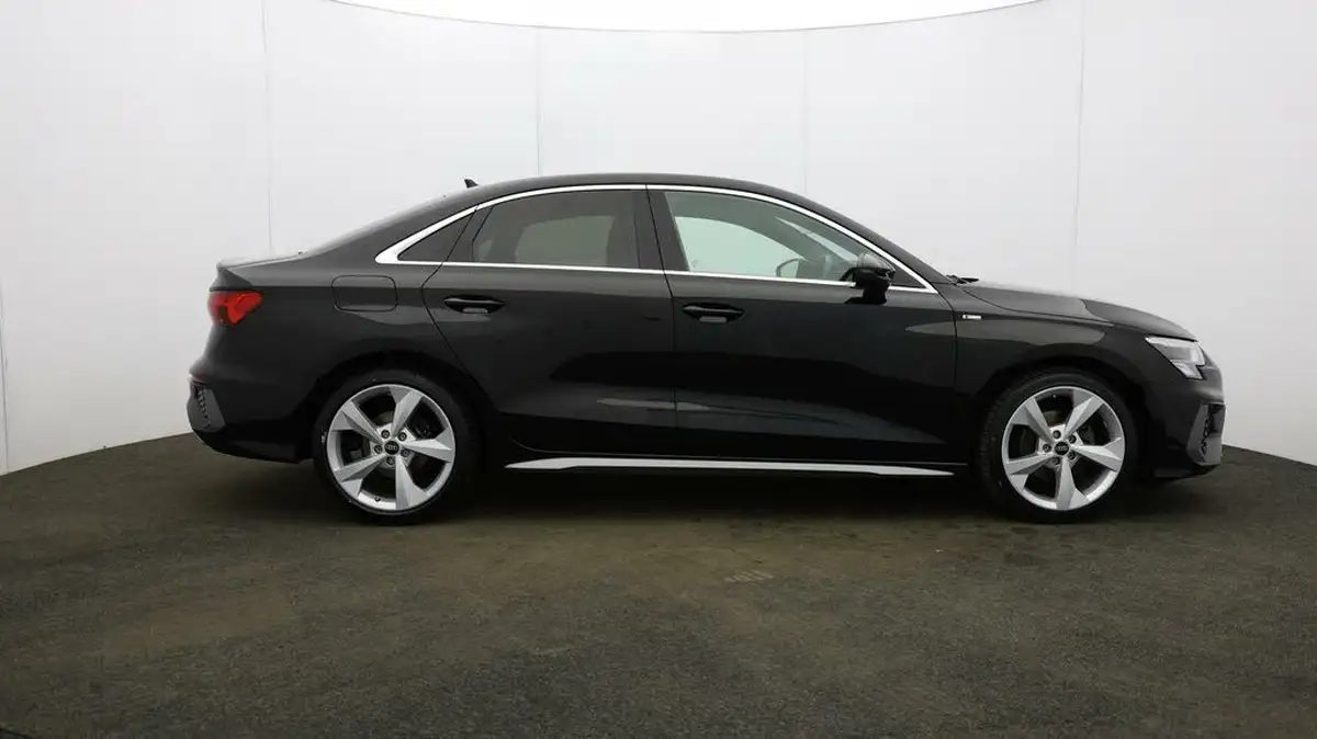2022-audi-a3-10-30-tfsi-s-line-saloon-4d-big-44