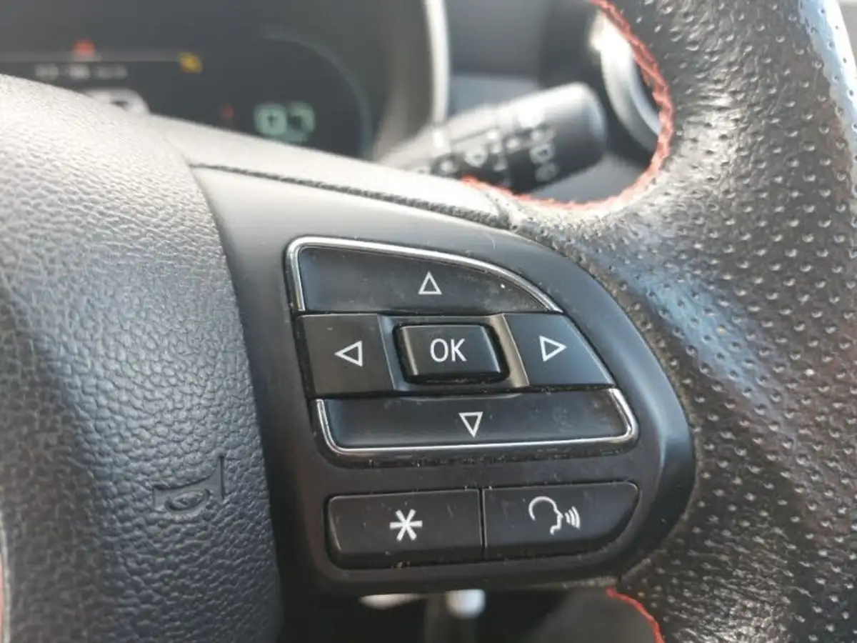 2022-mg-zs-suv-15-vti-tech-exclusive-big-16