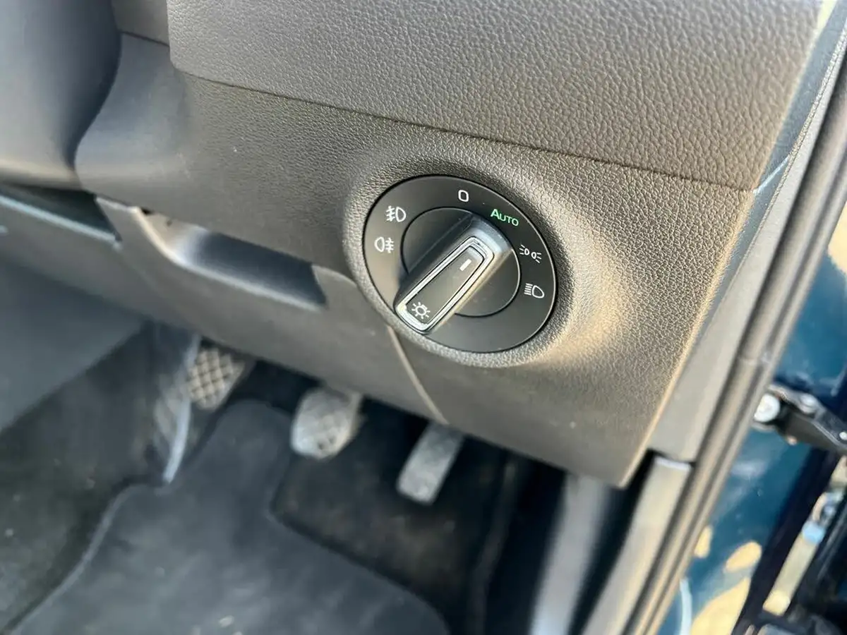 2019-skoda-karoq-15-tsi-se-l-big-29