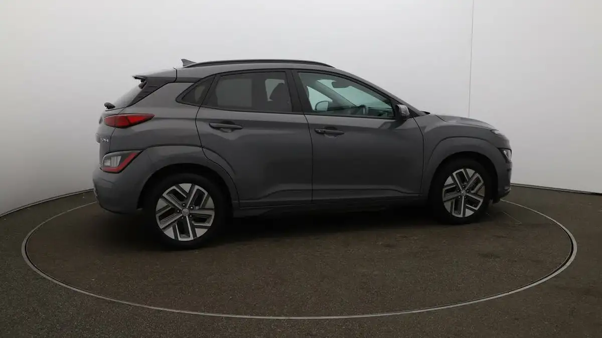 2022-hyundai-kona-e-ultimate-big-46