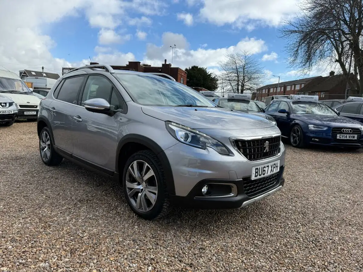2017-peugeot-2008-suv-12-puretech-allure-110bhp-ss-eat6-big-18