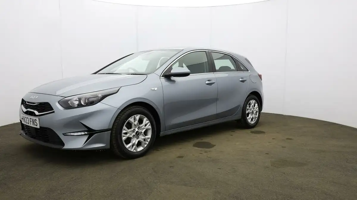 2023-kia-ceed-15-t-gdi-2-158bhp-non-adap-hatchback-big-14
