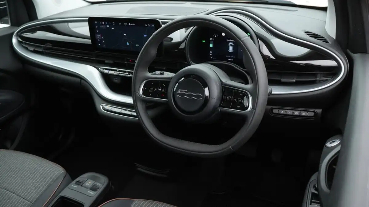 2022-fiat-500-e-icon-117bhp-big-9