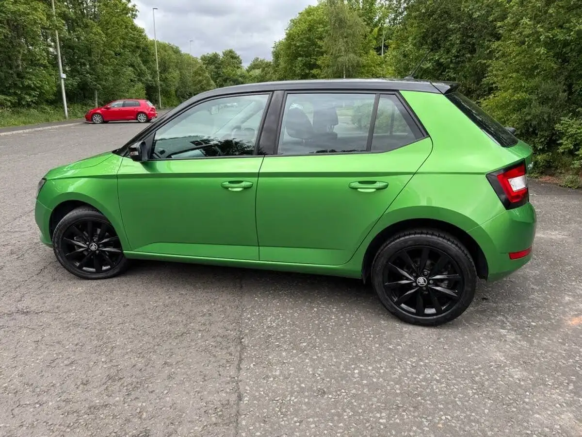 2019-skoda-fabia-10-tsi-colour-edition-big-12