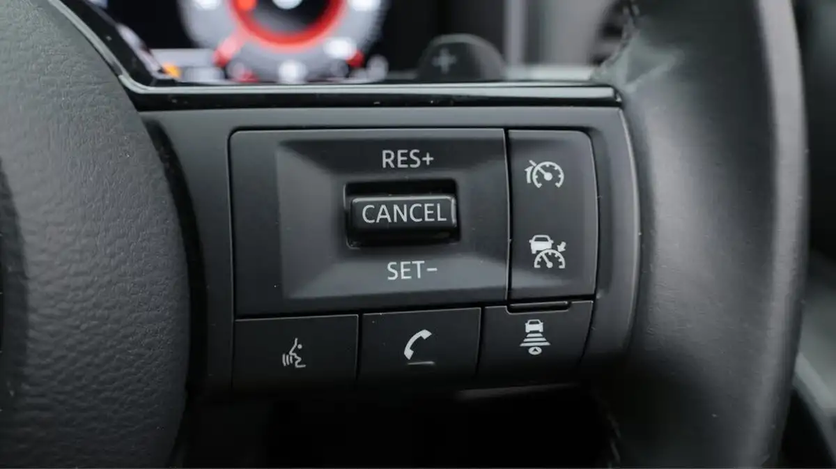 2022-nissan-qashqai-13-dig-t-n-connecta-160ps-auto-big-24