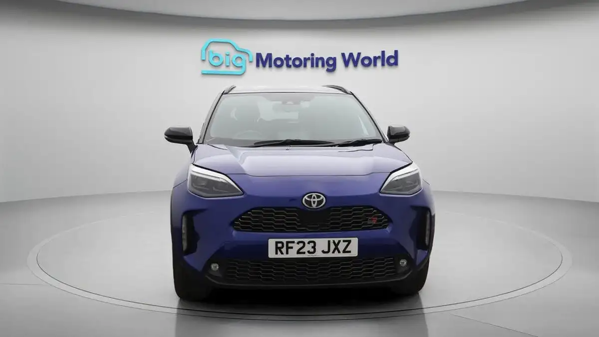 2023-toyota-yaris-cross-15-vvt-i-gr-sport-big-2