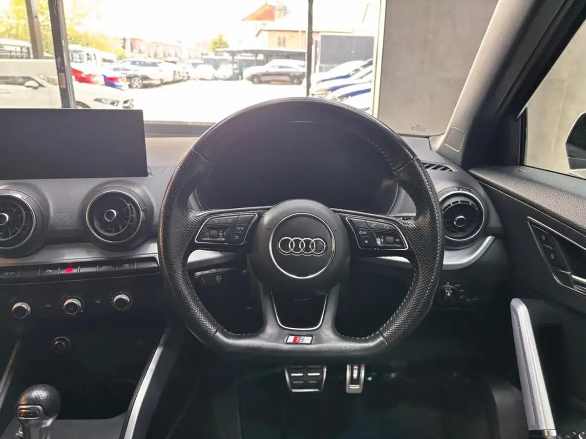 2018-audi-q2-20-tdi-s-line-big-16