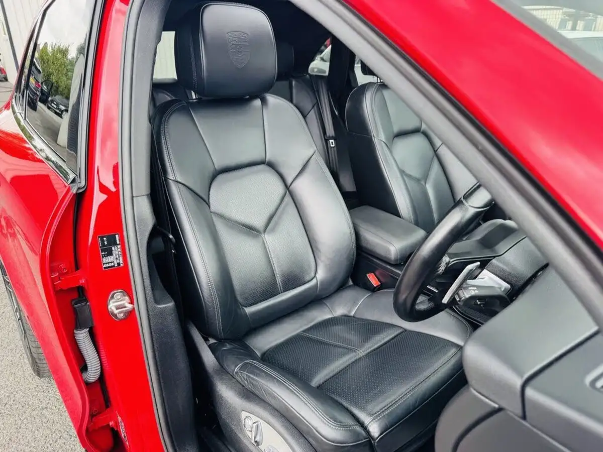 2020-porsche-macan-30-v6-s-big-9