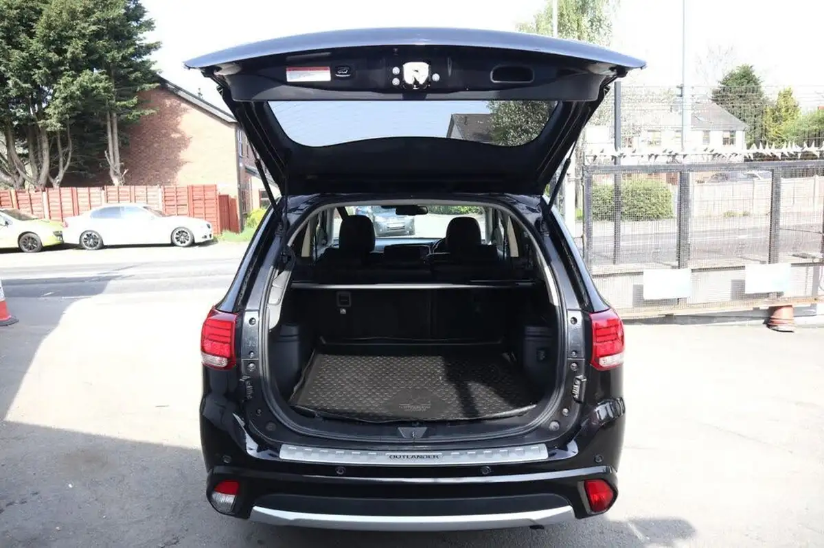 2018-mitsubishi-outlander-20-4hs-phev-5st-big-24
