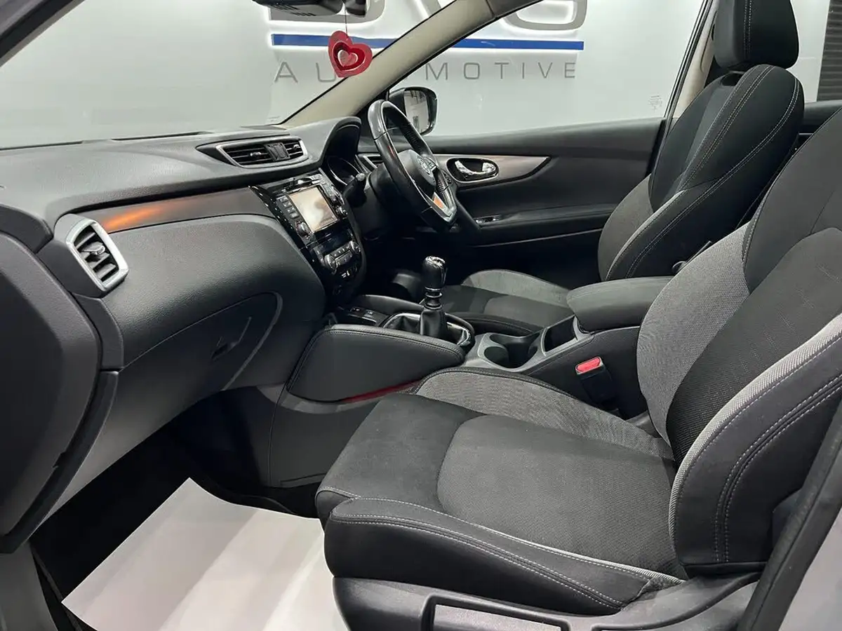 2018-nissan-qashqai-15dci-tekna-115ps-drive-assist-pack-big-38